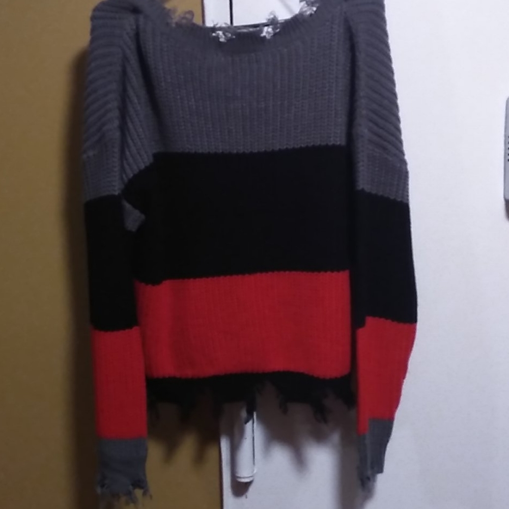 Sweater - Picture 4 of 5